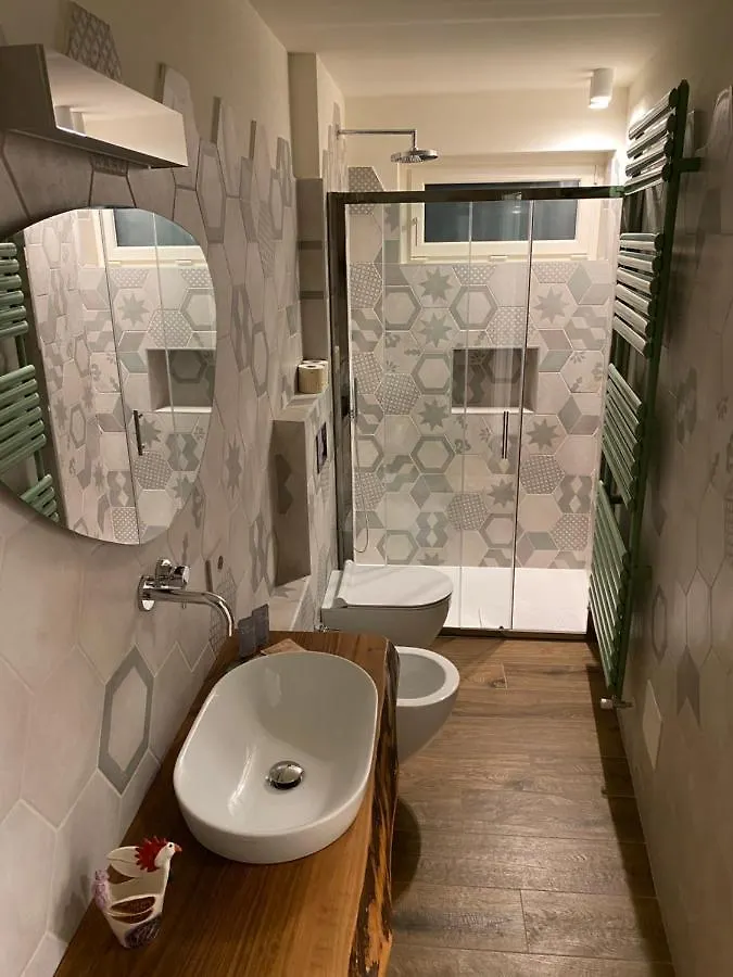 Lalucia Luxury Suite Lake Como 阿尔杰尼奥 公寓