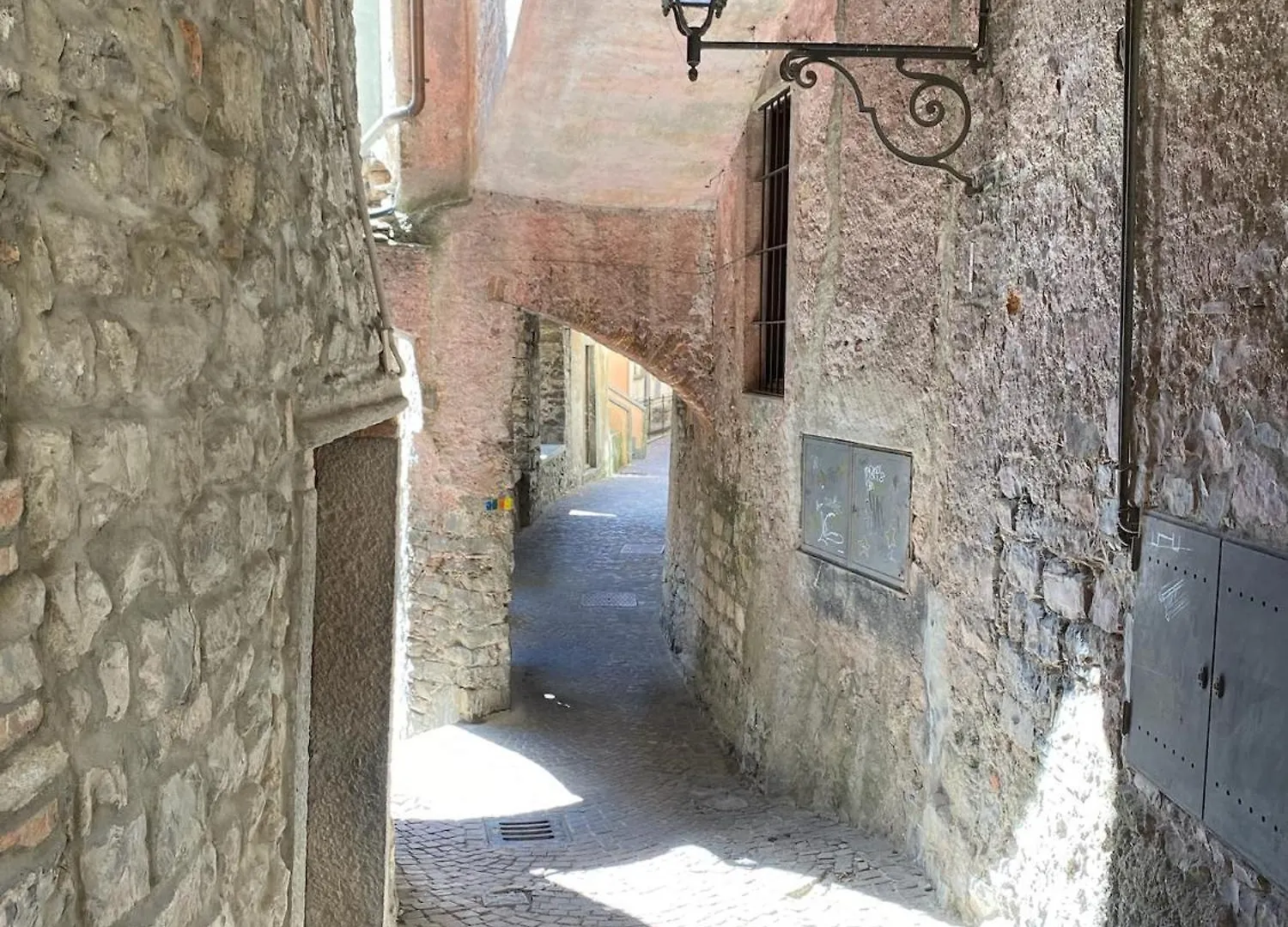 Lalucia Luxury Suite Lake Como 阿尔杰尼奥 意大利